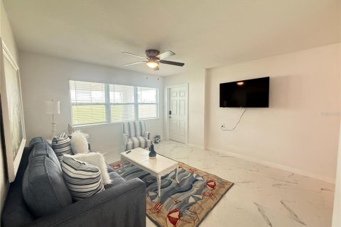 Appartement à louer à Madeira Beach, Floride: 1 chambre, 39.95 m2 № 2402993 - photo 10