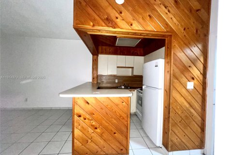 Apartment in Miami, Florida 1 bedroom, 56.39 sq.m. № 2040664 - photo 5