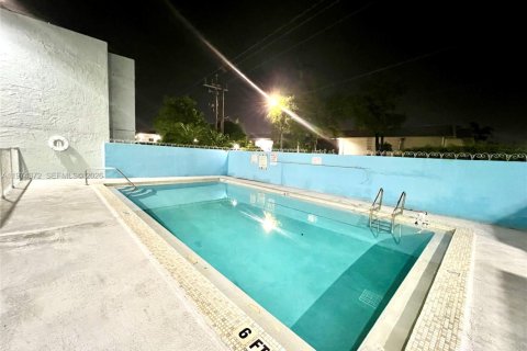 Apartment in Miami, Florida 1 bedroom, 56.39 sq.m. № 2040664 - photo 10