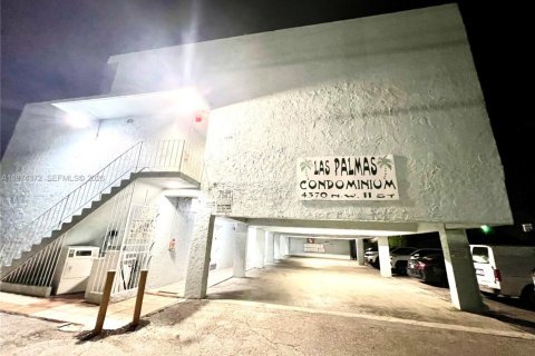 Apartment in Miami, Florida 1 bedroom, 56.39 sq.m. № 2040664 - photo 15