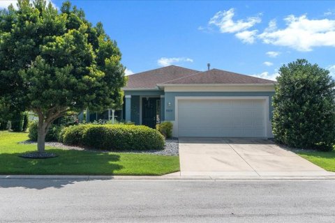 House in Ocala, Florida 2 bedrooms, 138.89 sq.m. № 2272965
