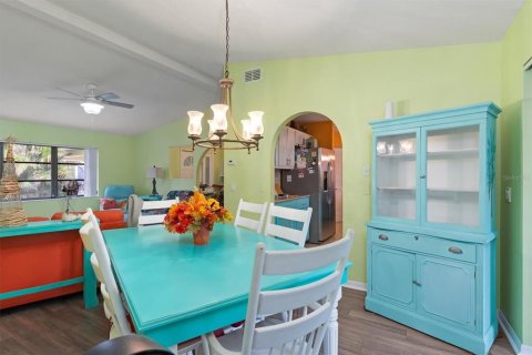 House in Port Charlotte, Florida 2 bedrooms, 124.21 sq.m. № 1447620 - photo 24