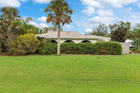 House in Port Charlotte, Florida 2 bedrooms, 124.21 sq.m. № 1447620 - photo 10