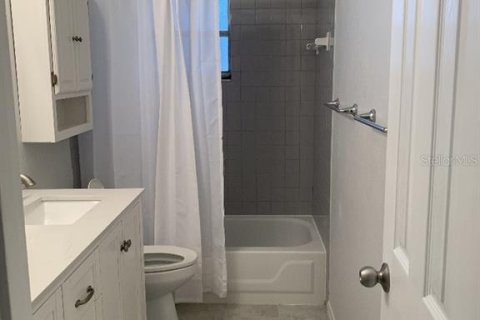 House in Clearwater, Florida 4 bedrooms, 124.95 sq.m. № 1831569 - photo 7