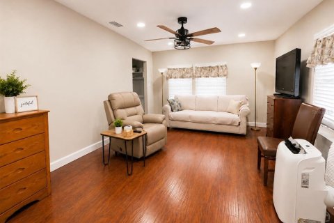 Villa ou maison à vendre à Bradenton, Floride: 4 chambres, 159.79 m2 № 2259392 - photo 15