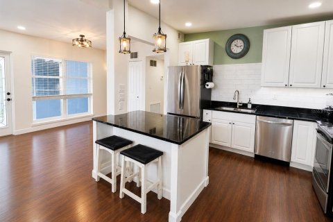 Villa ou maison à vendre à Bradenton, Floride: 4 chambres, 159.79 m2 № 2259392 - photo 7