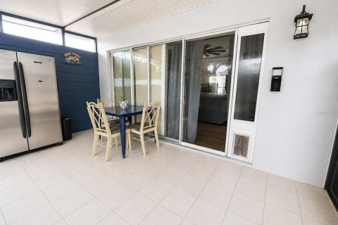 Villa ou maison à vendre à Bradenton, Floride: 4 chambres, 159.79 m2 № 2259392 - photo 26