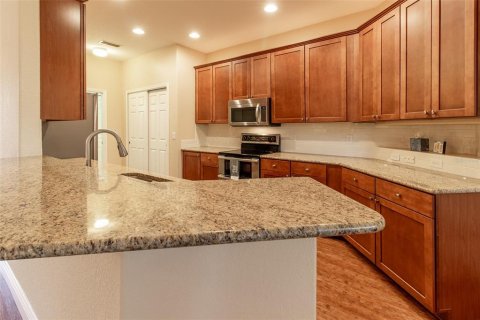 House in Ocala, Florida 3 bedrooms, 226.31 sq.m. № 1556466 - photo 17