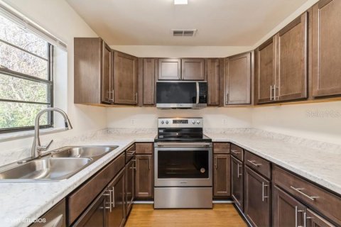 Appartement à Gainesville, Floride 2 chambres, 93.09 m2 № 2103538