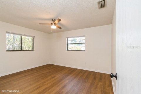 Appartement à louer à Gainesville, Floride: 2 chambres, 93.09 m2 № 2103538 - photo 13