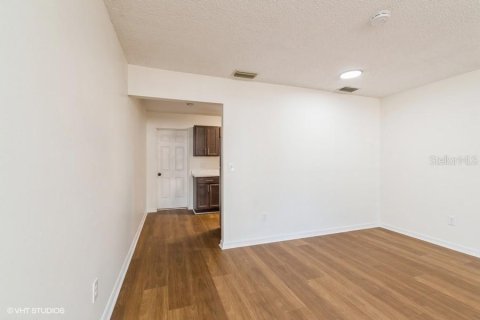 Appartement à louer à Gainesville, Floride: 2 chambres, 93.09 m2 № 2103538 - photo 4