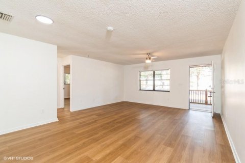 Appartement à louer à Gainesville, Floride: 2 chambres, 93.09 m2 № 2103538 - photo 17