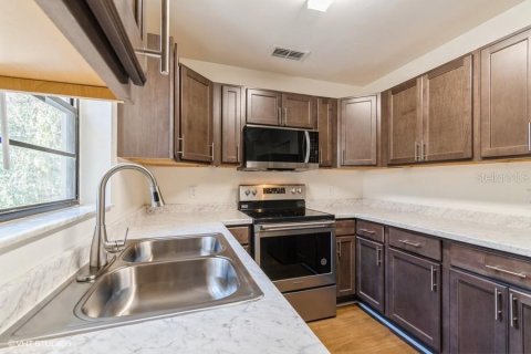 Appartement à louer à Gainesville, Floride: 2 chambres, 93.09 m2 № 2103538 - photo 5