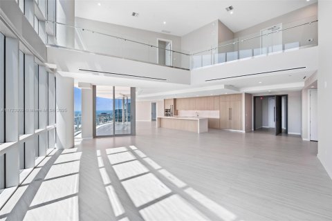 Condo à Miami, Floride, 5 chambres № 2077132