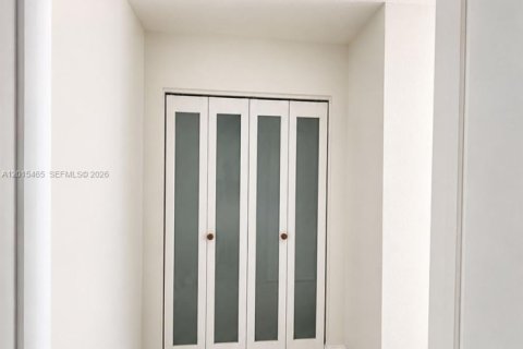 Villa ou maison à vendre à Miami, Floride: 3 chambres, 170.1 m2 № 2146060 - photo 8