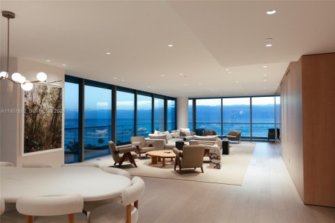 Купить кондоминиум в Бэл-Харбор, Флорида 3 спальни, 388.8м2, № 2025550 - фото 8