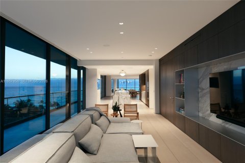 Купить кондоминиум в Бэл-Харбор, Флорида 3 спальни, 388.8м2, № 2025550 - фото 26