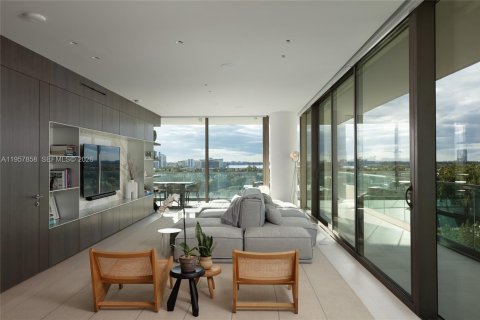 Купить кондоминиум в Бэл-Харбор, Флорида 3 спальни, 388.8м2, № 2025550 - фото 25