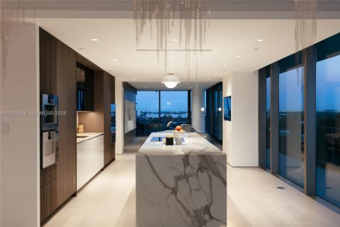 Купить кондоминиум в Бэл-Харбор, Флорида 3 спальни, 388.8м2, № 2025550 - фото 20