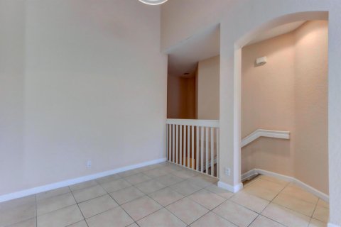 Adosado en venta en Riviera Beach, Florida, 2 dormitorios, 94.95 m2 № 2146159 - foto 5