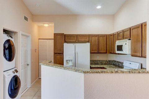 Adosado en venta en Riviera Beach, Florida, 2 dormitorios, 94.95 m2 № 2146159 - foto 10