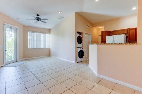 Adosado en venta en Riviera Beach, Florida, 2 dormitorios, 94.95 m2 № 2146159 - foto 11
