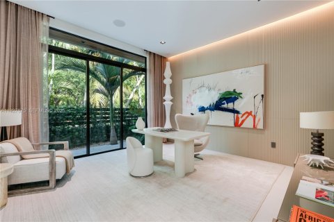Villa ou maison à vendre à Miami, Floride: 7 chambres № 1987368 - photo 23