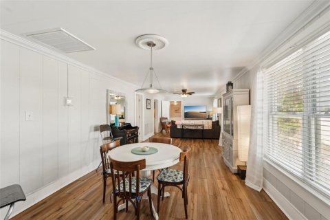 Propiedad comercial en venta en Sarasota, Florida, 153.47 m2 № 1746682 - foto 7