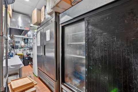 Immobilier commercial à vendre à Kendall, Floride № 2048719 - photo 14