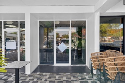 Immobilier commercial à vendre à Kendall, Floride № 2048719 - photo 19