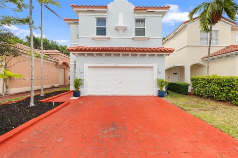 House in Homestead, Florida 3 bedrooms, 149.57 sq.m. № 1727090 - photo 1