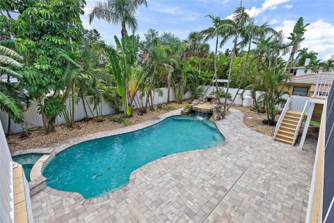 Casa en venta en Tierra Verde, Florida, 4 dormitorios, 343.74 m2 № 1813580 - foto 25