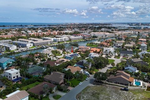 Casa en venta en Tierra Verde, Florida, 4 dormitorios, 343.74 m2 № 1813580 - foto 29