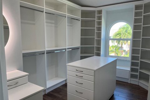 Casa en venta en Tierra Verde, Florida, 4 dormitorios, 343.74 m2 № 1813580 - foto 5
