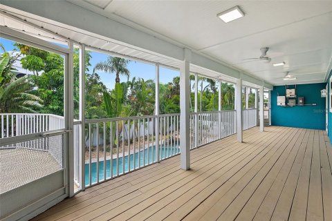 Casa en venta en Tierra Verde, Florida, 4 dormitorios, 343.74 m2 № 1813580 - foto 22