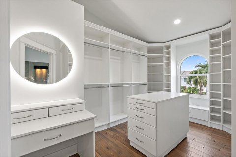 Casa en venta en Tierra Verde, Florida, 4 dormitorios, 343.74 m2 № 1813580 - foto 16