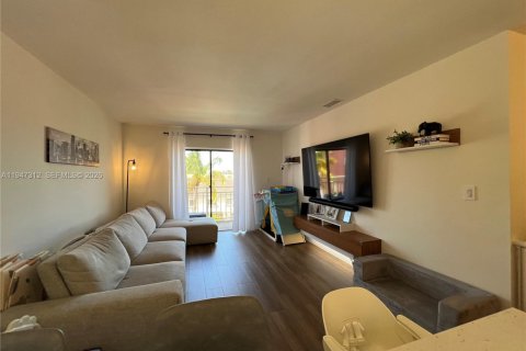 Copropriété à vendre à Miami, Floride: 2 chambres, 91.6 m2 № 2003518 - photo 4