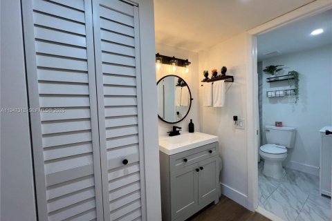 Copropriété à vendre à Miami, Floride: 2 chambres, 91.6 m2 № 2003518 - photo 16