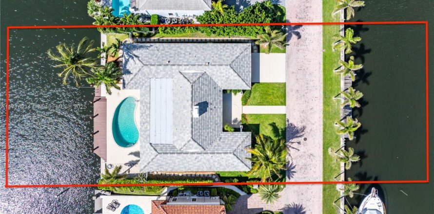 Casa en Boca Raton, Florida 3 dormitorios, 307.69 m2 № 1706474