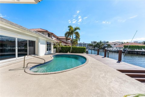 Casa en venta en Boca Raton, Florida, 3 dormitorios, 307.69 m2 № 1706474 - foto 26