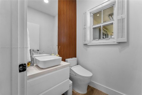Casa en venta en Boca Raton, Florida, 3 dormitorios, 307.69 m2 № 1706474 - foto 9