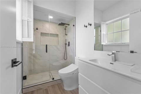 Casa en venta en Boca Raton, Florida, 3 dormitorios, 307.69 m2 № 1706474 - foto 11