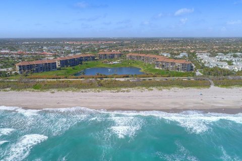 Condo in Jupiter, Florida, 2 bedrooms № 2275926