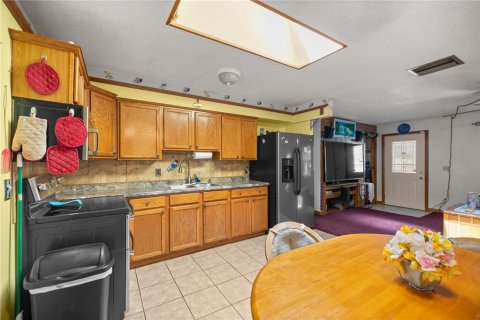 House in Ocklawaha, Florida 3 bedrooms, 123.19 sq.m. № 1644387 - photo 13