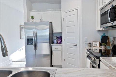 Casa en venta en Bell, Florida, 3 dormitorios, 144.46 m2 № 2386520 - foto 6