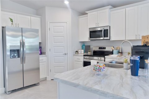 Casa en venta en Bell, Florida, 3 dormitorios, 144.46 m2 № 2386520 - foto 5