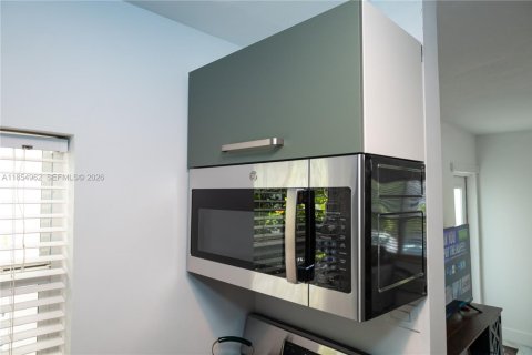 Apartamento en alquiler en Miami Beach, Florida, 1 dormitorio, 59.83 m2 № 2066116 - foto 16