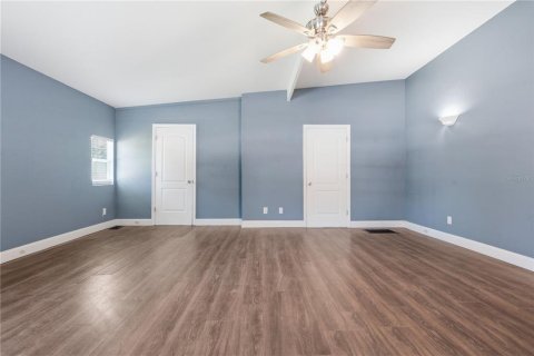 Villa ou maison à vendre à Zephyrhills, Floride: 2 chambres, 95.22 m2 № 2229113 - photo 11