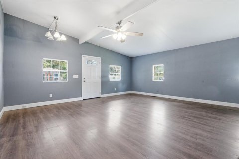 Villa ou maison à vendre à Zephyrhills, Floride: 2 chambres, 95.22 m2 № 2229113 - photo 14