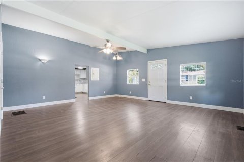 Villa ou maison à vendre à Zephyrhills, Floride: 2 chambres, 95.22 m2 № 2229113 - photo 13